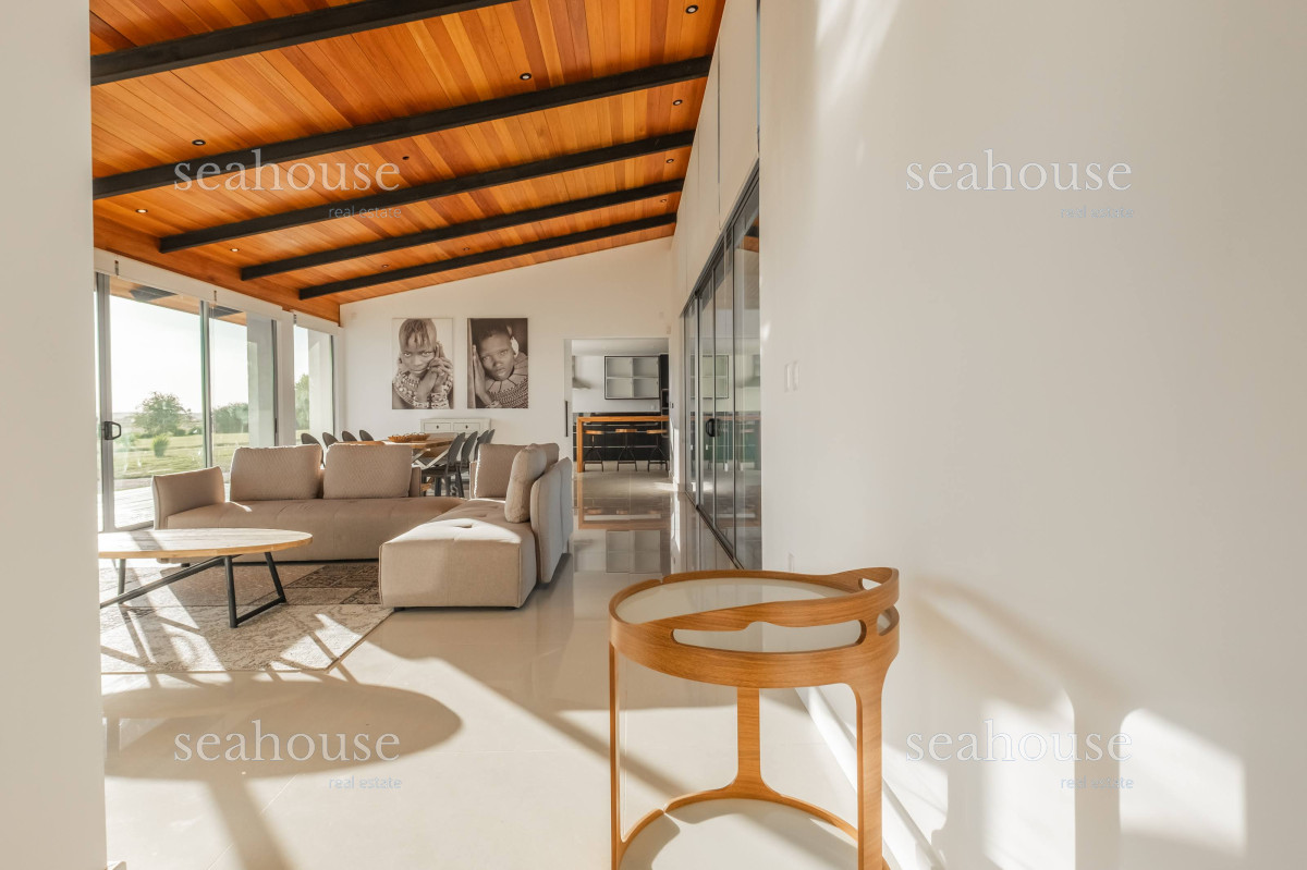 Casa Ref.542 - Pueblo Mio - Manantiales