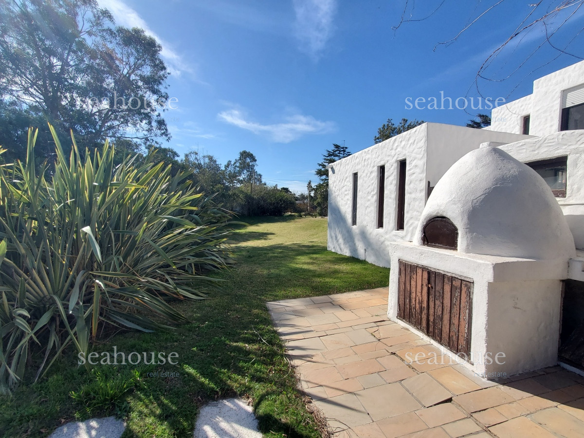 Casa Ref.818 - Pinares - 4 dormitorios