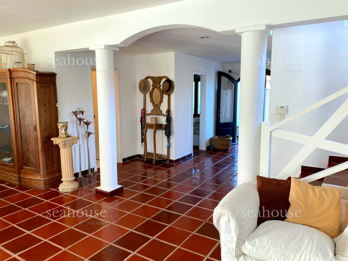 Casa Ref.366 - Excelente casa en venta en La Barra.