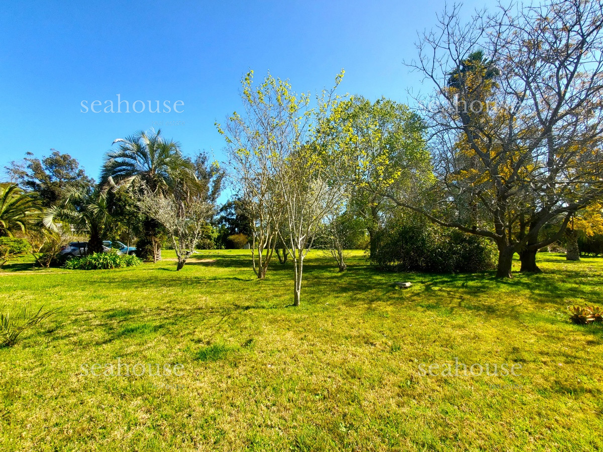 Casa Ref.592 - Casa en el Golf rodeada de vegetación. 