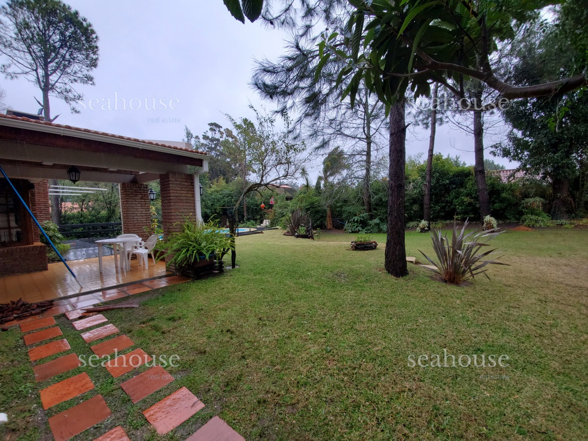 Casa Ref.385 - Casa en alquiler en Pinares