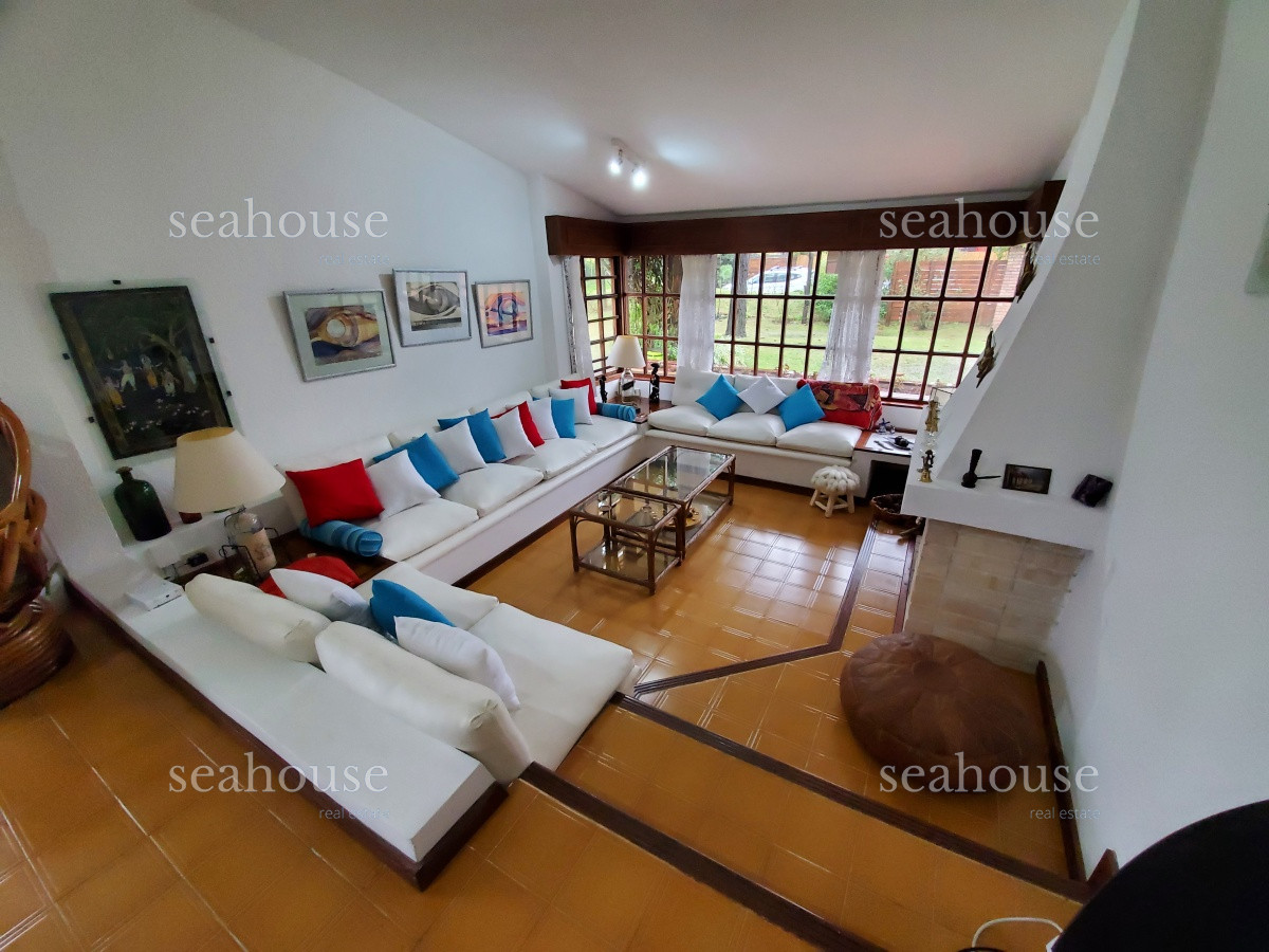 Casa Ref.385 - Casa en alquiler en Pinares
