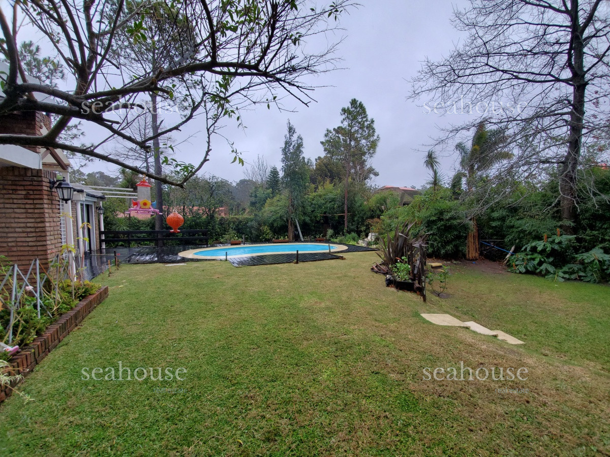 Casa Ref.385 - Casa en alquiler en Pinares