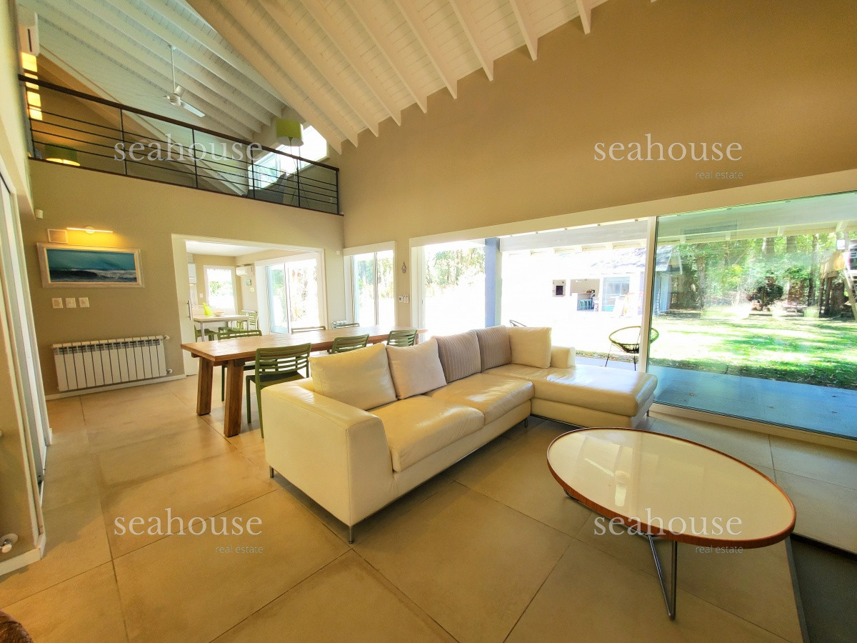Casa Ref.618 - Magnifica propiedad en venta en el Barrio Privado 