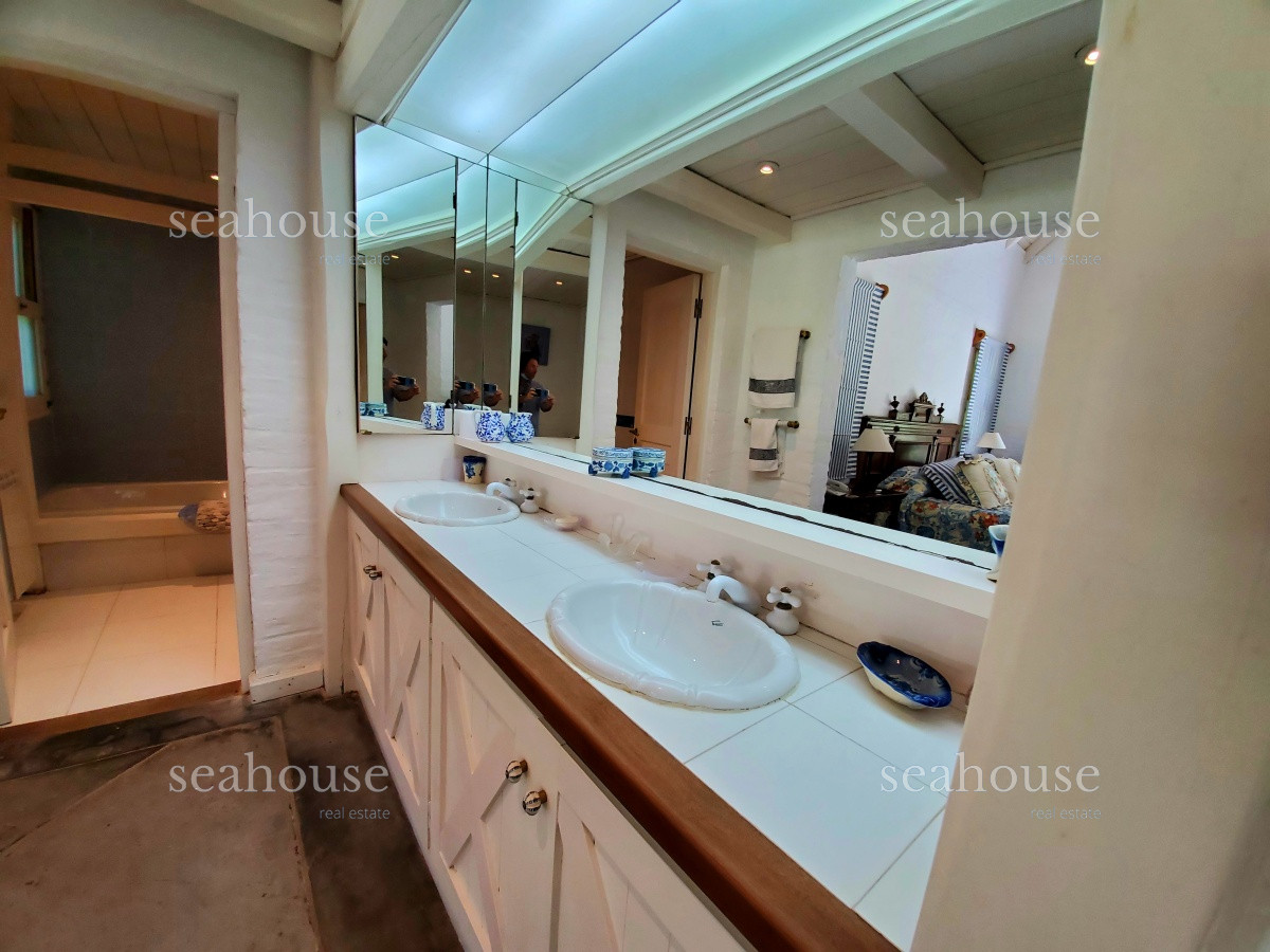 Casa Ref.453 - Casa en Punta del Este, Pinares