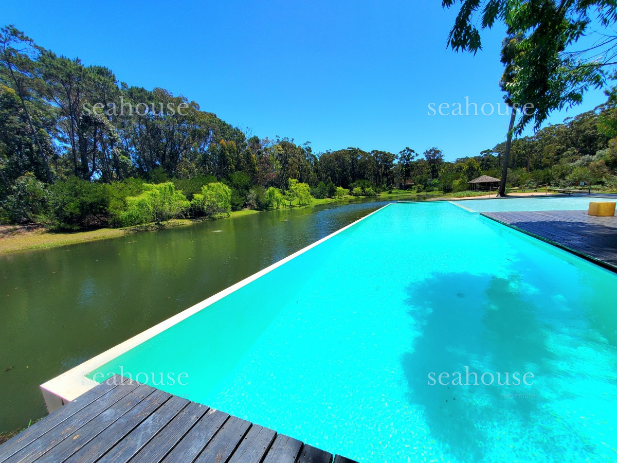Casa Ref.618 - Magnifica propiedad en venta en el Barrio Privado 