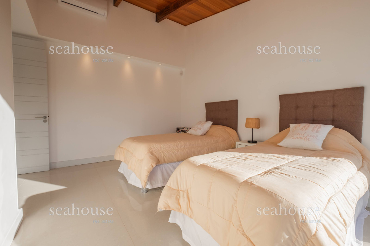 Casa Ref.542 - Pueblo Mio - Manantiales