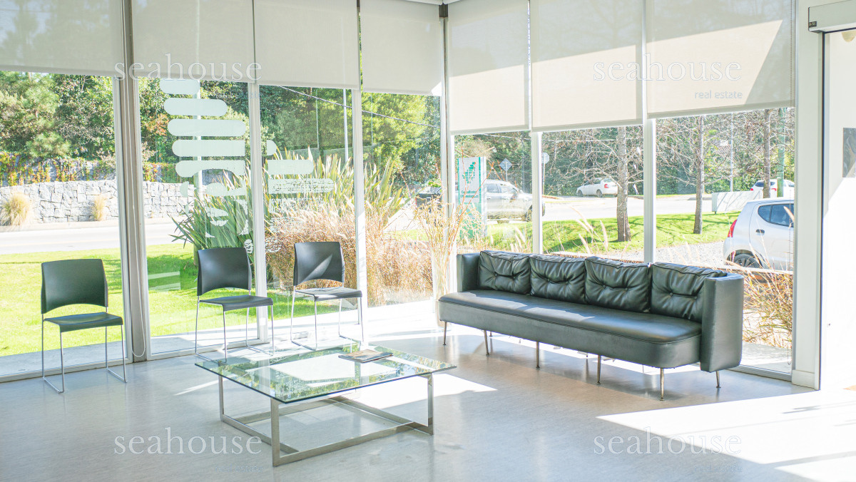 Local Comercial Ref.1271 - Clínica en Venta - Av. Córdoba