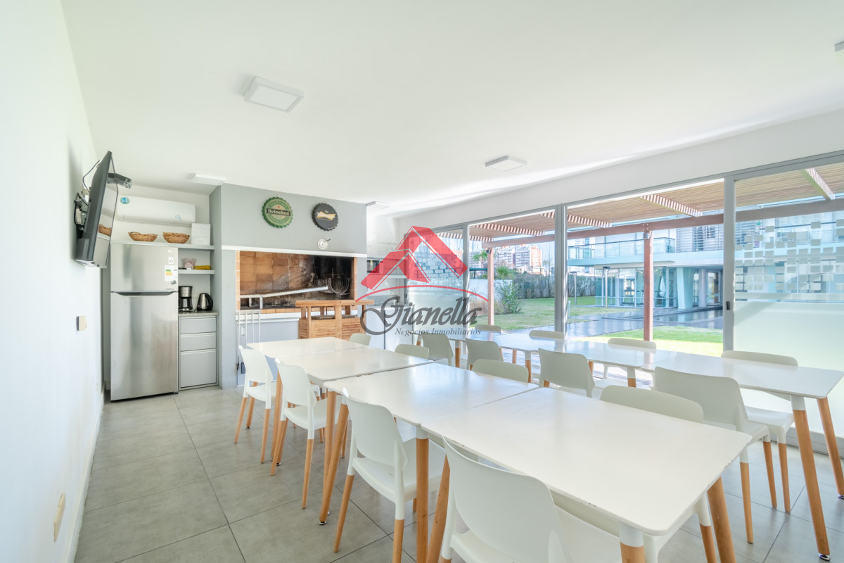 Apartamento ID.1657 - Parrillero propio y vista al mar