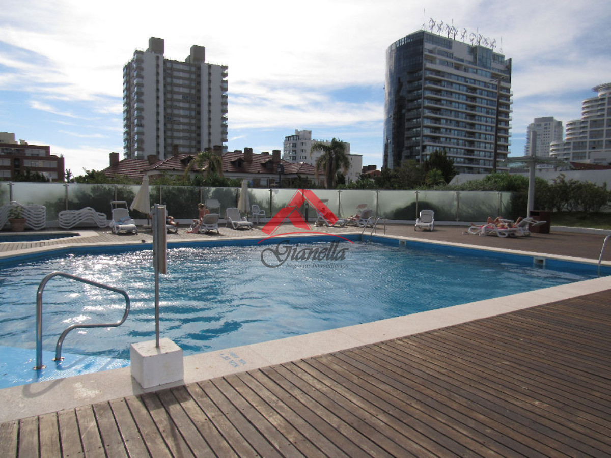Apartamento ID.1655 - Buena vista al mar y terraza amplia con parrillero