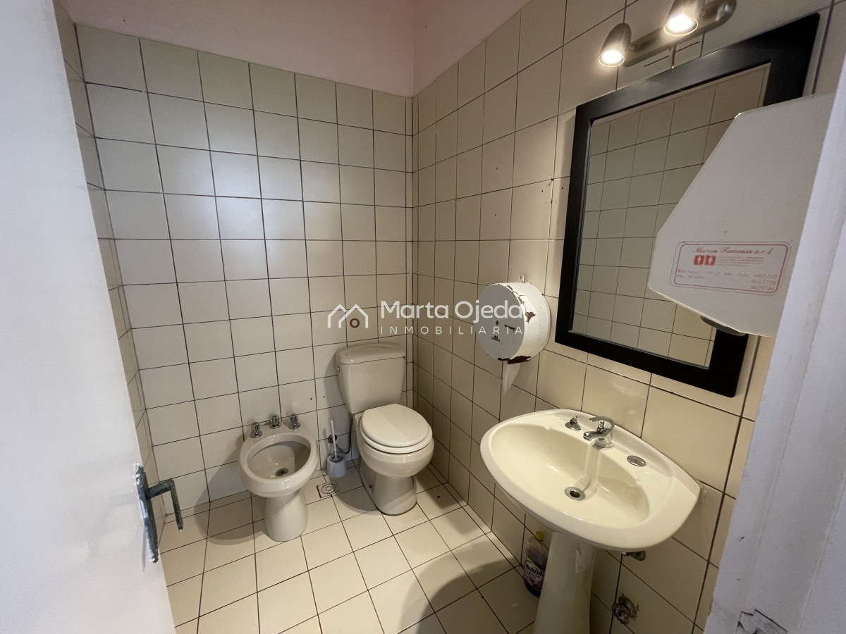 Apartamento ID.41219 - Playa Mansa, lindo entorno, edificio bajo buen lugar para descansar