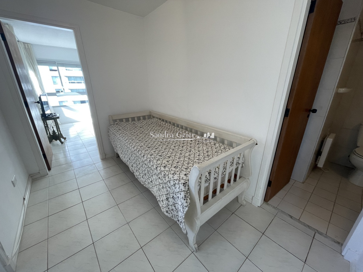 Apartamento ID.1849 - En Avda Chiverta, cerca de todo