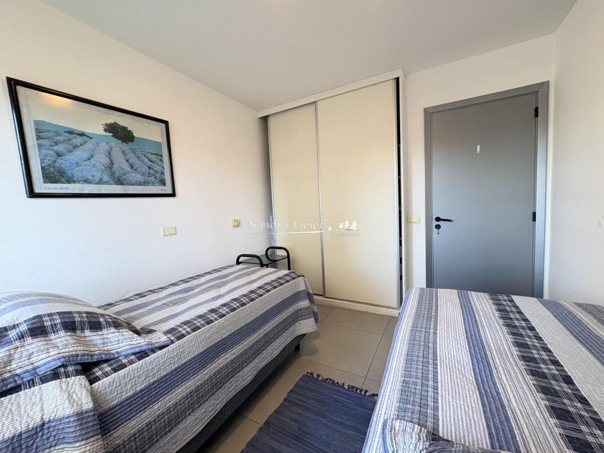 Apartamento ID.3384 - VENTA TORRE FRANCIA PARRILLERO EXCLUSIVO