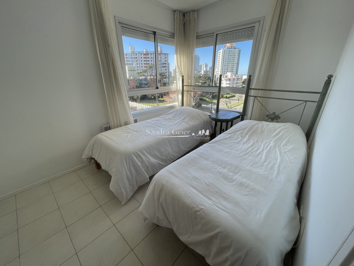 Apartamento ID.1849 - En Avda Chiverta, cerca de todo