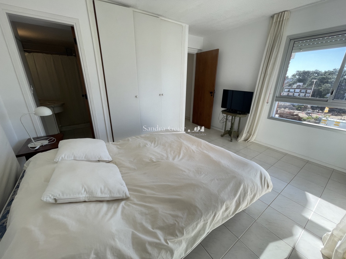Apartamento ID.1849 - En Avda Chiverta, cerca de todo