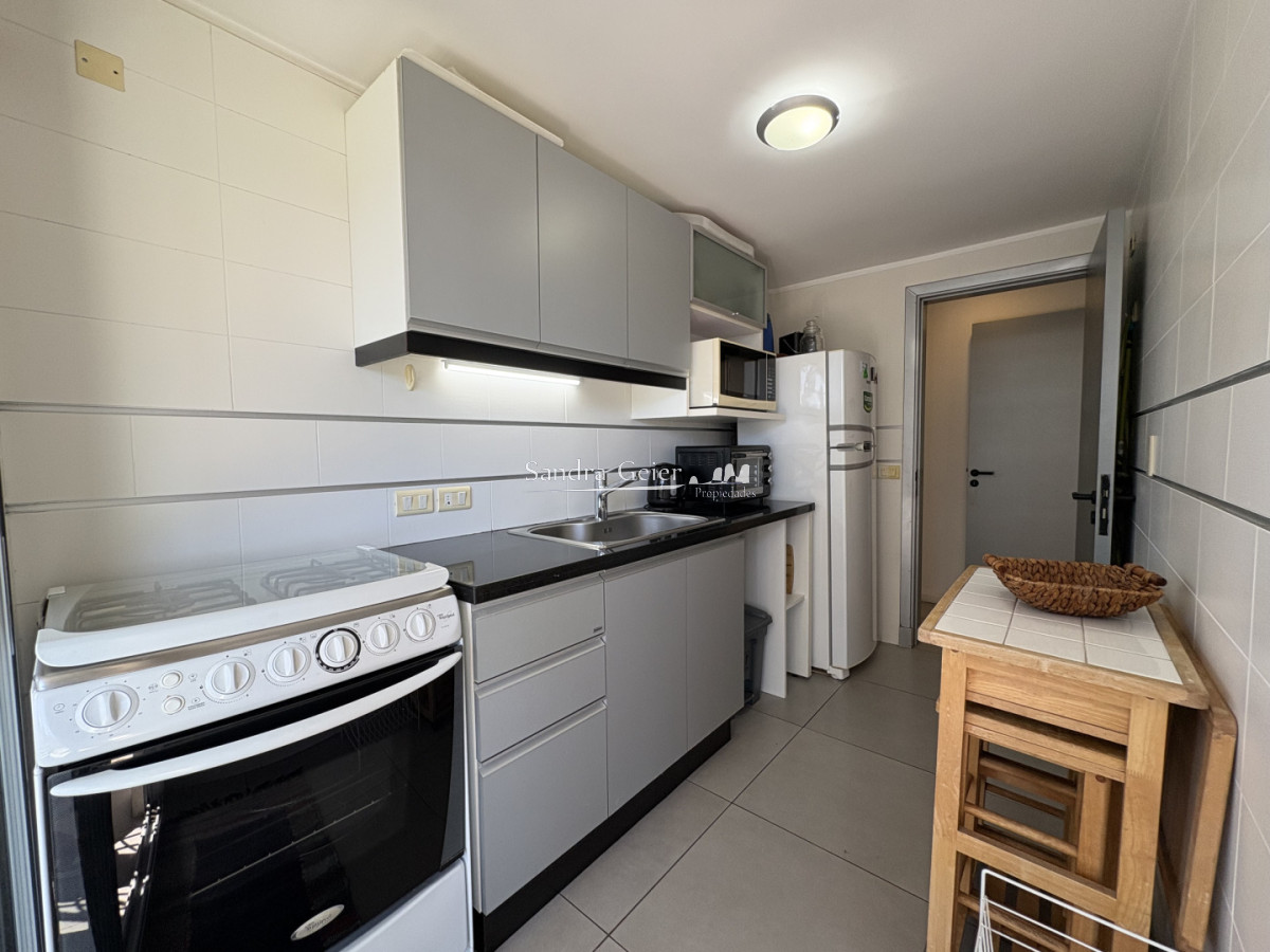 Apartamento ID.3384 - VENTA TORRE FRANCIA PARRILLERO EXCLUSIVO