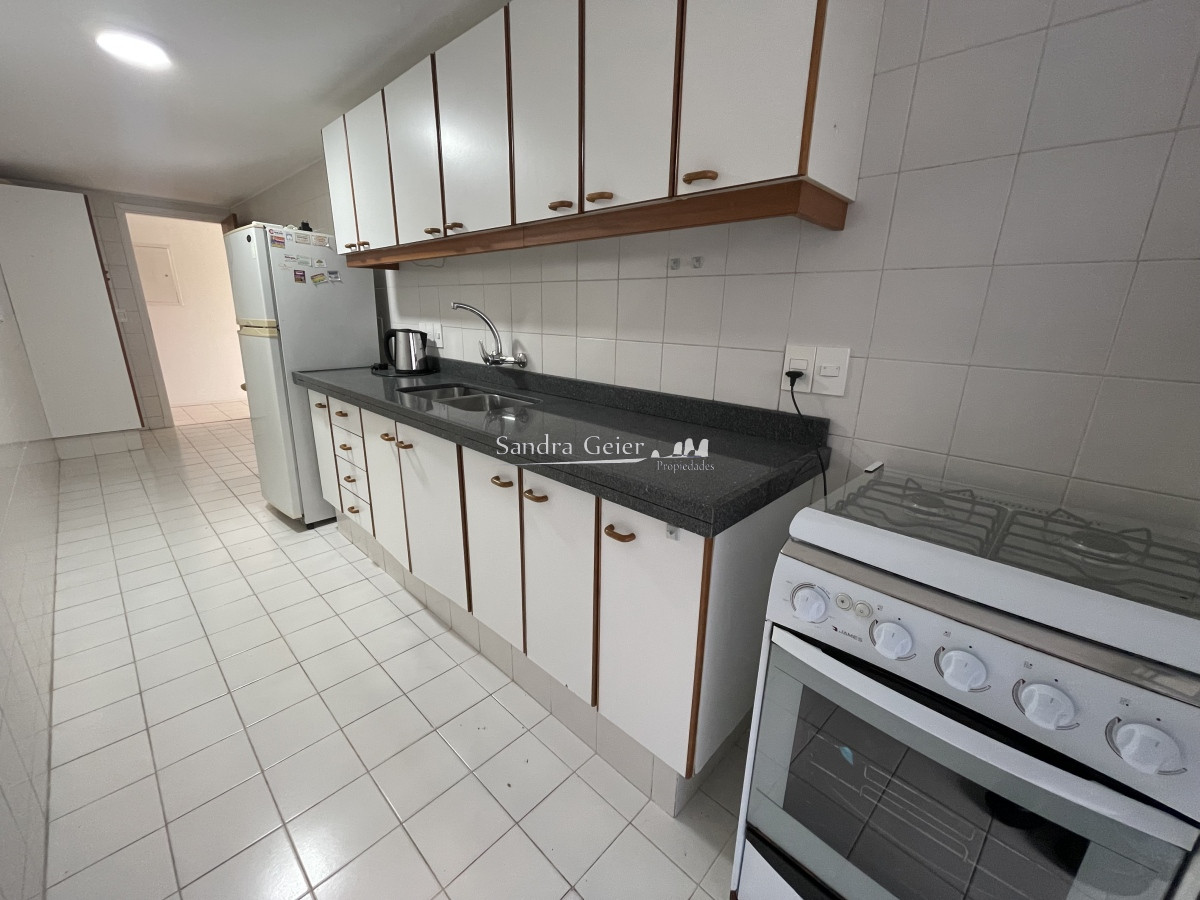 Apartamento ID.1849 - En Avda Chiverta, cerca de todo