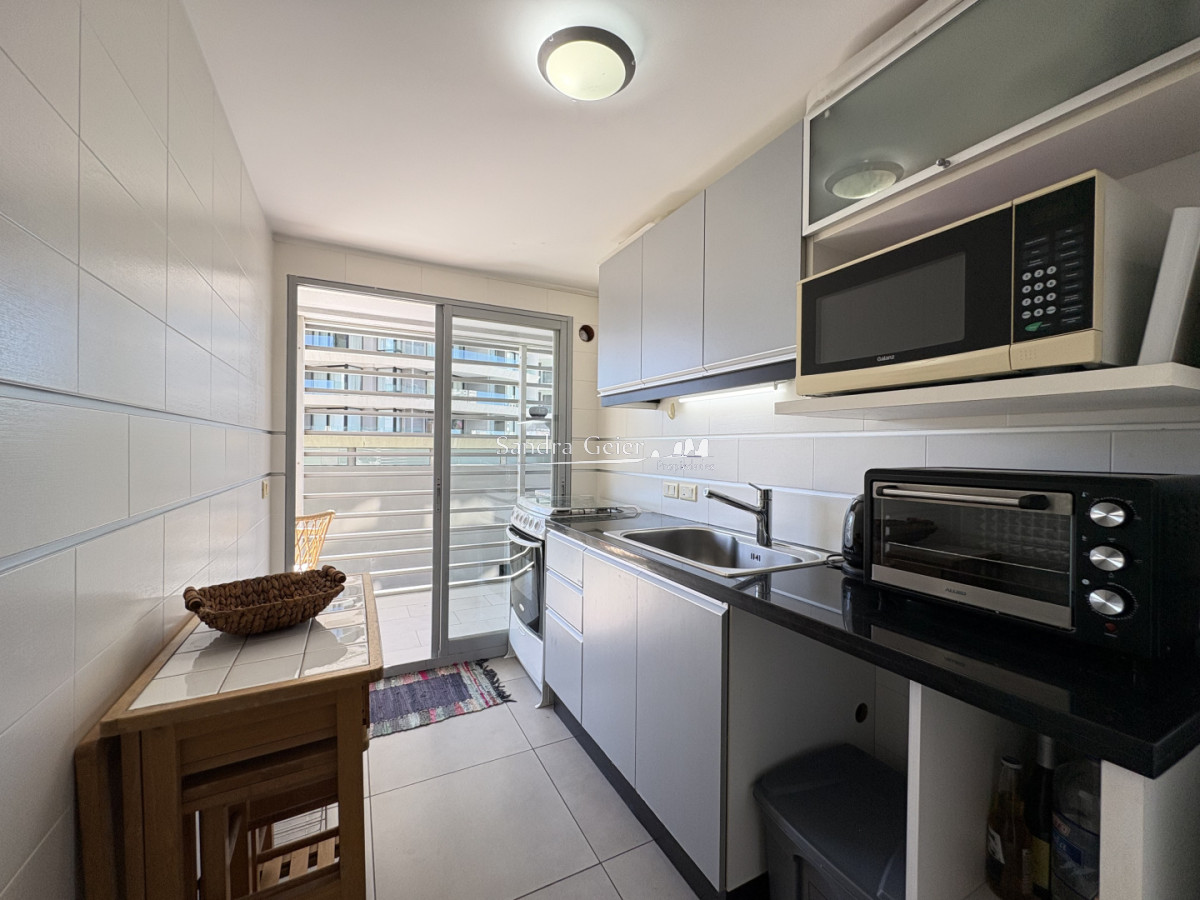 Apartamento ID.3384 - VENTA TORRE FRANCIA PARRILLERO EXCLUSIVO