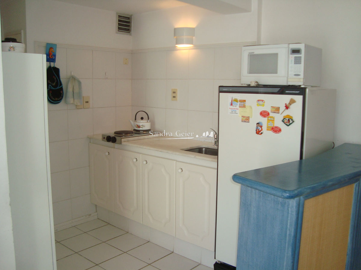 Apartamento ID.1342 - Cerca del Puerto y de la plaza de Punta del Este.
