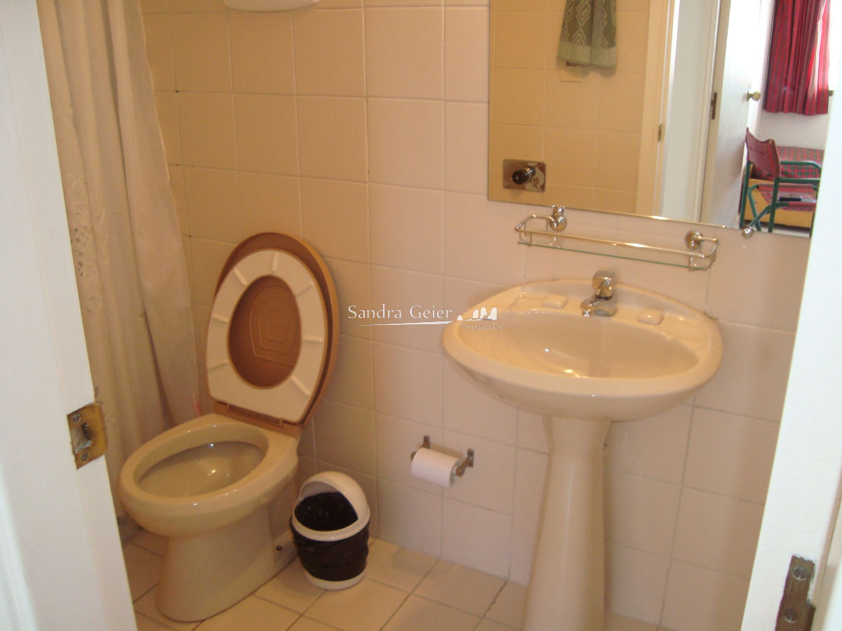 Apartamento ID.1342 - Cerca del Puerto y de la plaza de Punta del Este.