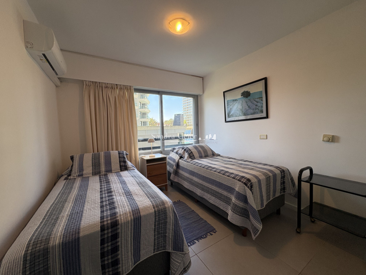 Apartamento ID.3384 - VENTA TORRE FRANCIA PARRILLERO EXCLUSIVO