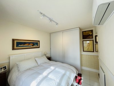 Apartamento ID.2131 - Frente al mar, preciosa vista, aire acondicionado, piscina, lindo decorado