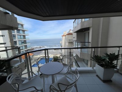 Apartamento ID.2131 - Frente al mar, preciosa vista, aire acondicionado, piscina, lindo decorado