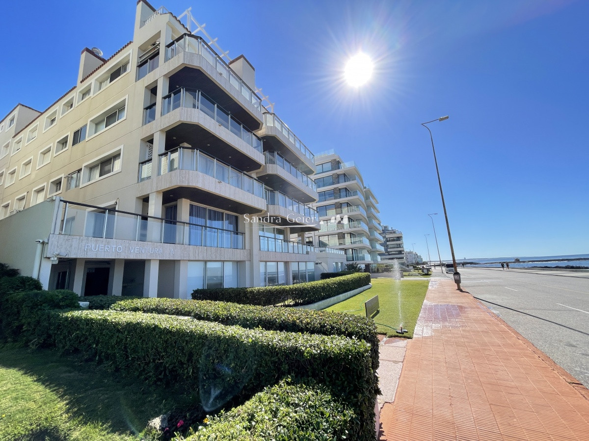 Apartamento ID.2131 - Frente al mar, preciosa vista, aire acondicionado, piscina, lindo decorado