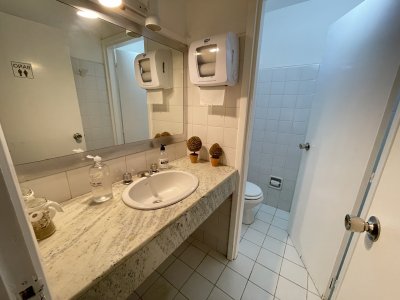 Apartamento ID.2131 - Frente al mar, preciosa vista, aire acondicionado, piscina, lindo decorado
