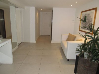 Apartamento ID.2131 - Frente al mar, preciosa vista, aire acondicionado, piscina, lindo decorado