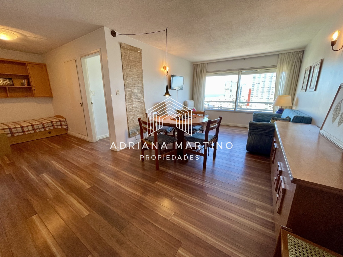Apartamento ID.71652 - Vista al puerto y al faro