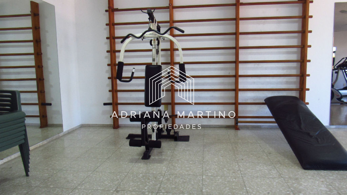 Apartamento ID.71654 - Frente a Plaza de los Artesanos con muy linda vista a Playa Brava