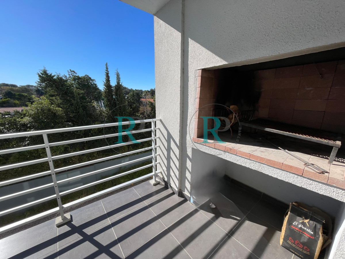 Apartamento ID.1907 - Primera Linea, cómoda terraza