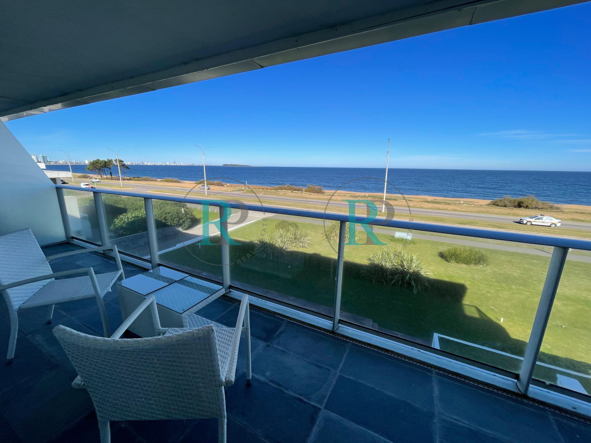 Apartamento ID.1907 - Primera Linea, cómoda terraza