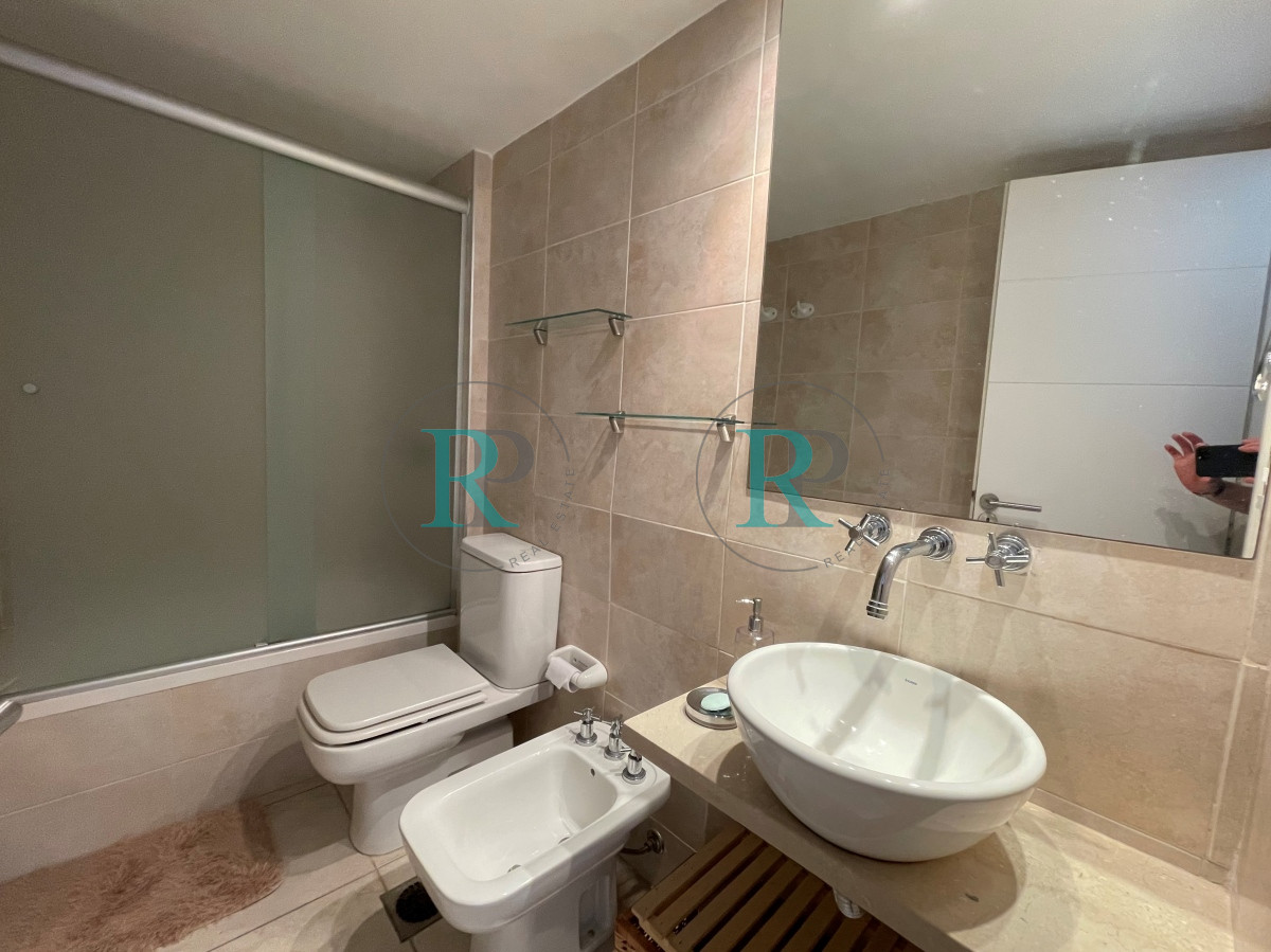 Apartamento ID.1317 - Lindo apto. a 50 mts del mar, servicio de playa, aire acondicionado