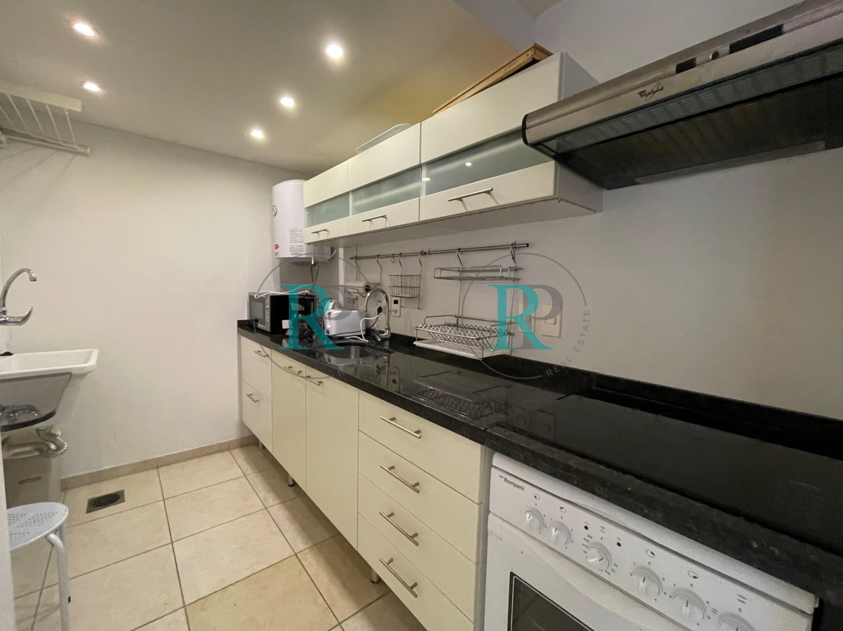 Apartamento ID.1317 - Lindo apto. a 50 mts del mar, servicio de playa, aire acondicionado