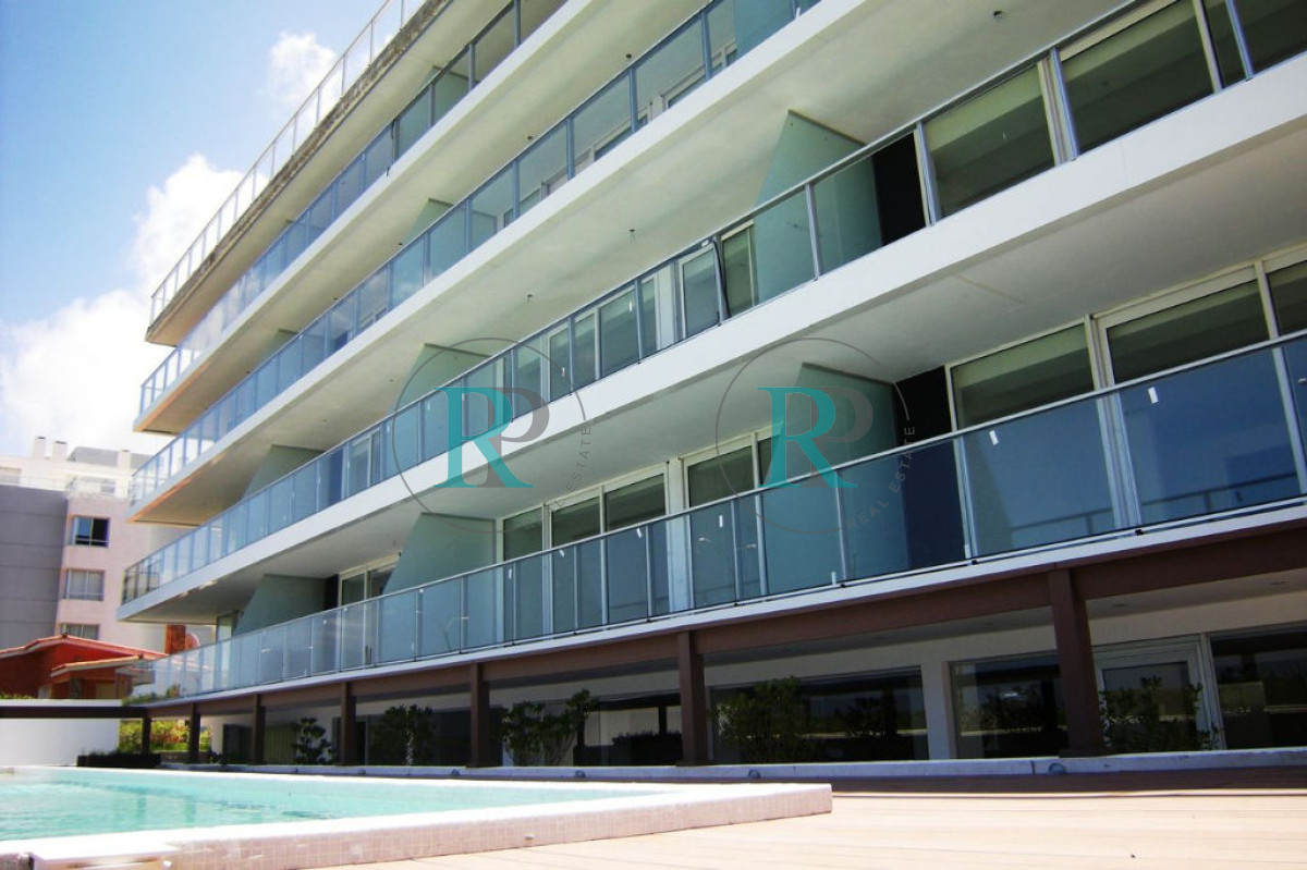 Apartamento ID.1907 - Primera Linea, cómoda terraza