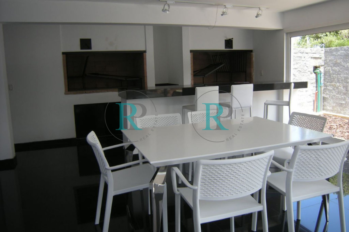 Apartamento ID.1907 - Primera Linea, cómoda terraza