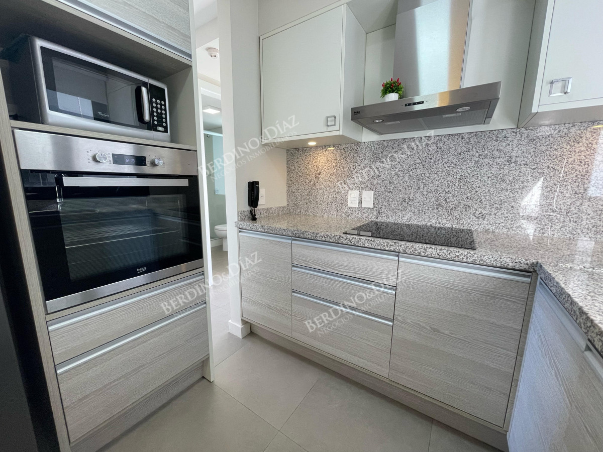 Apartamento ID.2484 - Apto alto con increible vista Greenlife