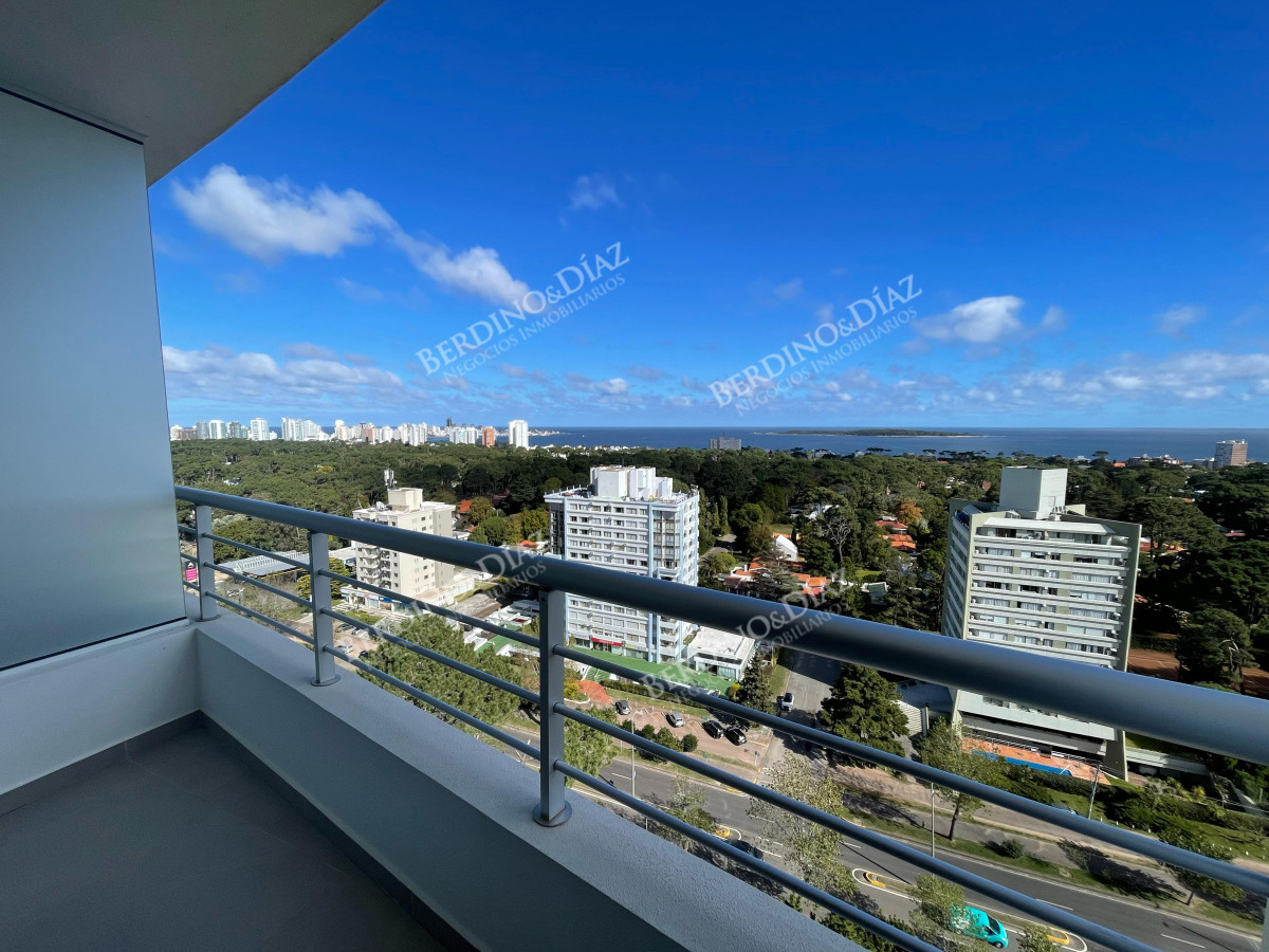 Apartamento ID.2484 - Apto alto con increible vista Greenlife