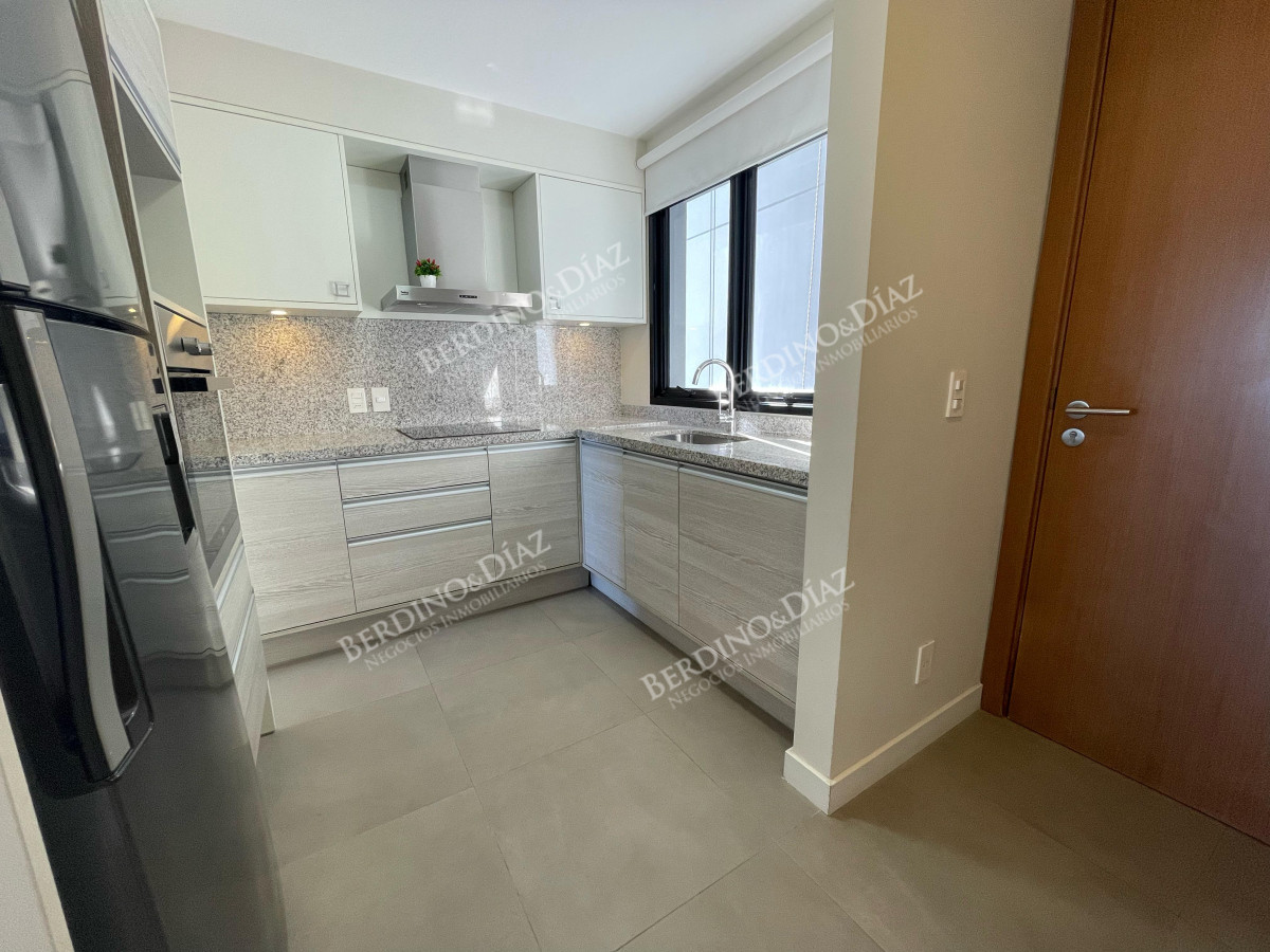 Apartamento ID.2484 - Apto alto con increible vista Greenlife