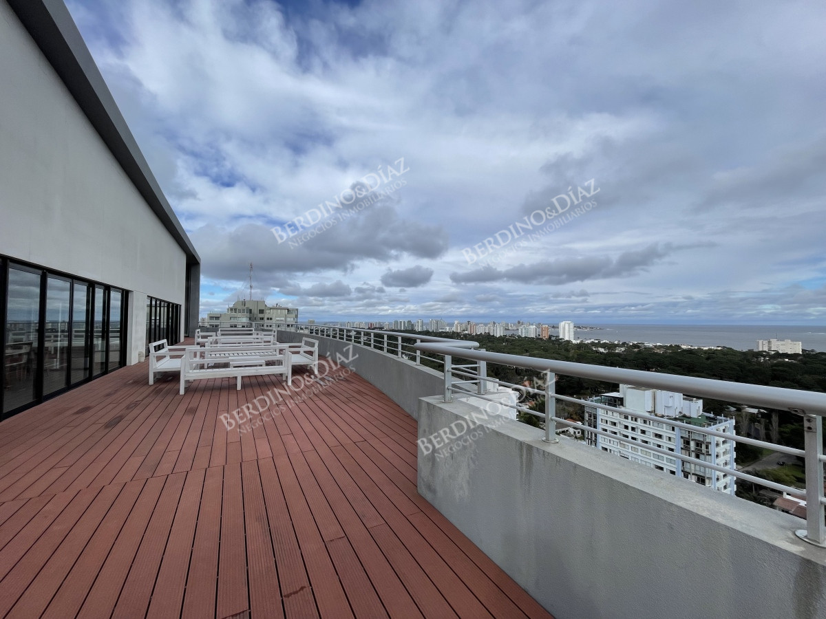 Apartamento ID.2484 - Apto alto con increible vista Greenlife