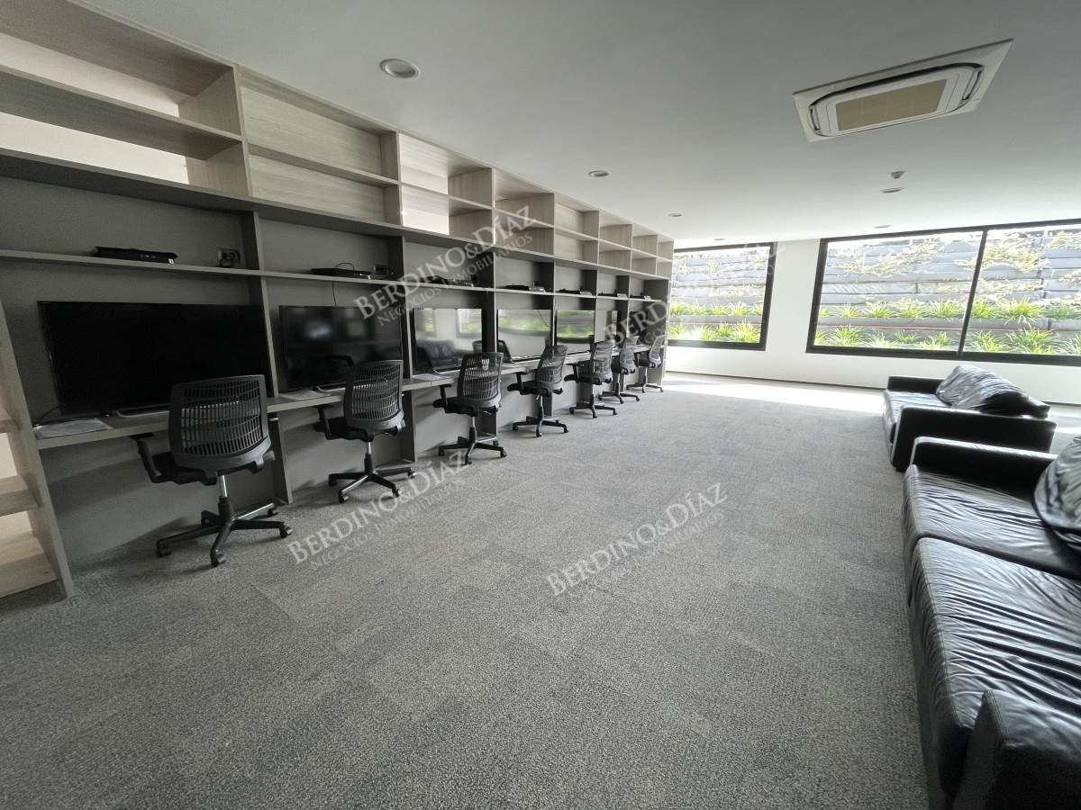 Apartamento ID.2484 - Apto alto con increible vista Greenlife