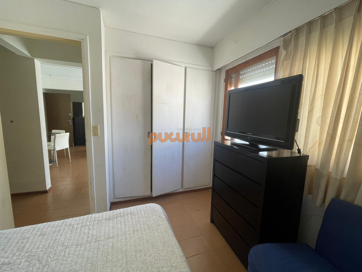 Apartamento ID.2093 - Oportunidad en Peninsula a 150 mts del mar y a 100 mts Gorlero