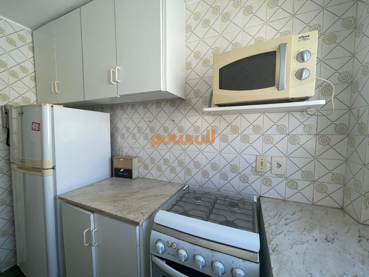 Apartamento ID.2093 - Oportunidad en Peninsula a 150 mts del mar y a 100 mts Gorlero