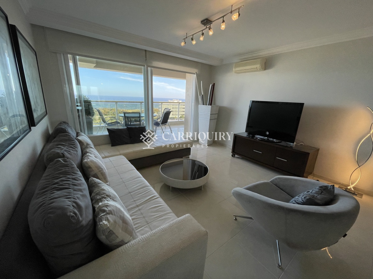 Apartamento ID.6380 - Edificio Le Jardin , impecable con buena vista al mar, calefacción 