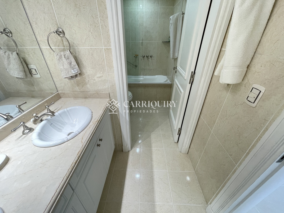 Apartamento ID.6380 - Edificio Le Jardin , impecable con buena vista al mar, calefacción 