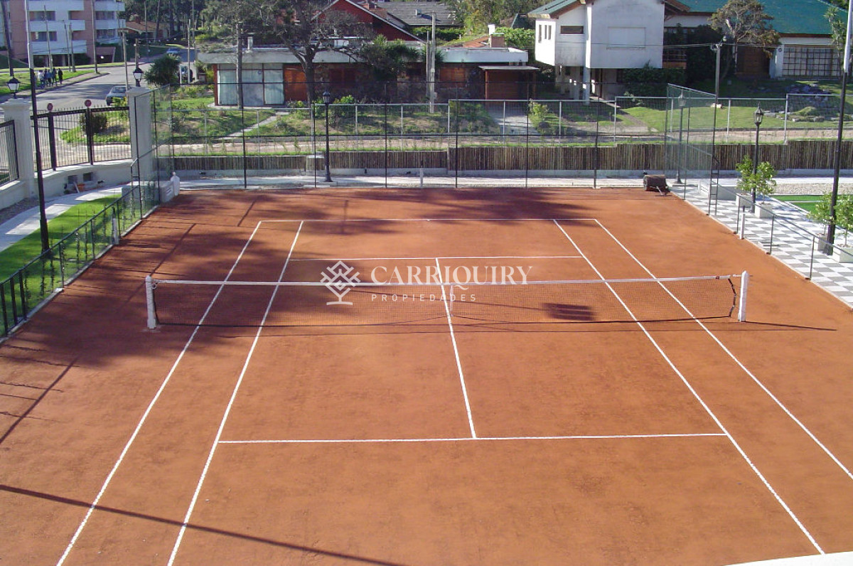 Apartamento ID.6380 - Edificio Le Jardin , impecable con buena vista al mar, calefacción 