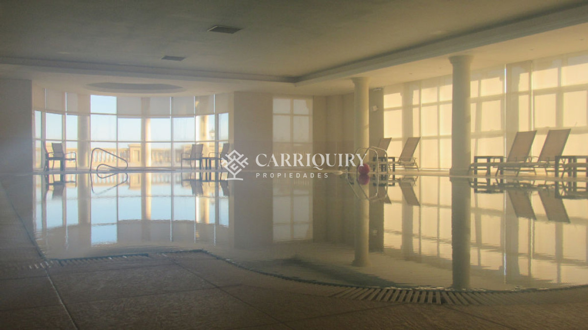 Apartamento ID.6380 - Edificio Le Jardin , impecable con buena vista al mar, calefacción 