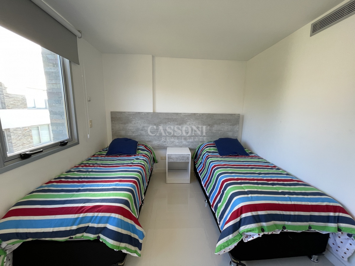Apartamento ID.826 - PENT HOUSE, CON AMPLIA TERRAZA, PARRILLERO PROPIO Y AMPLIA VISTA AL MAR